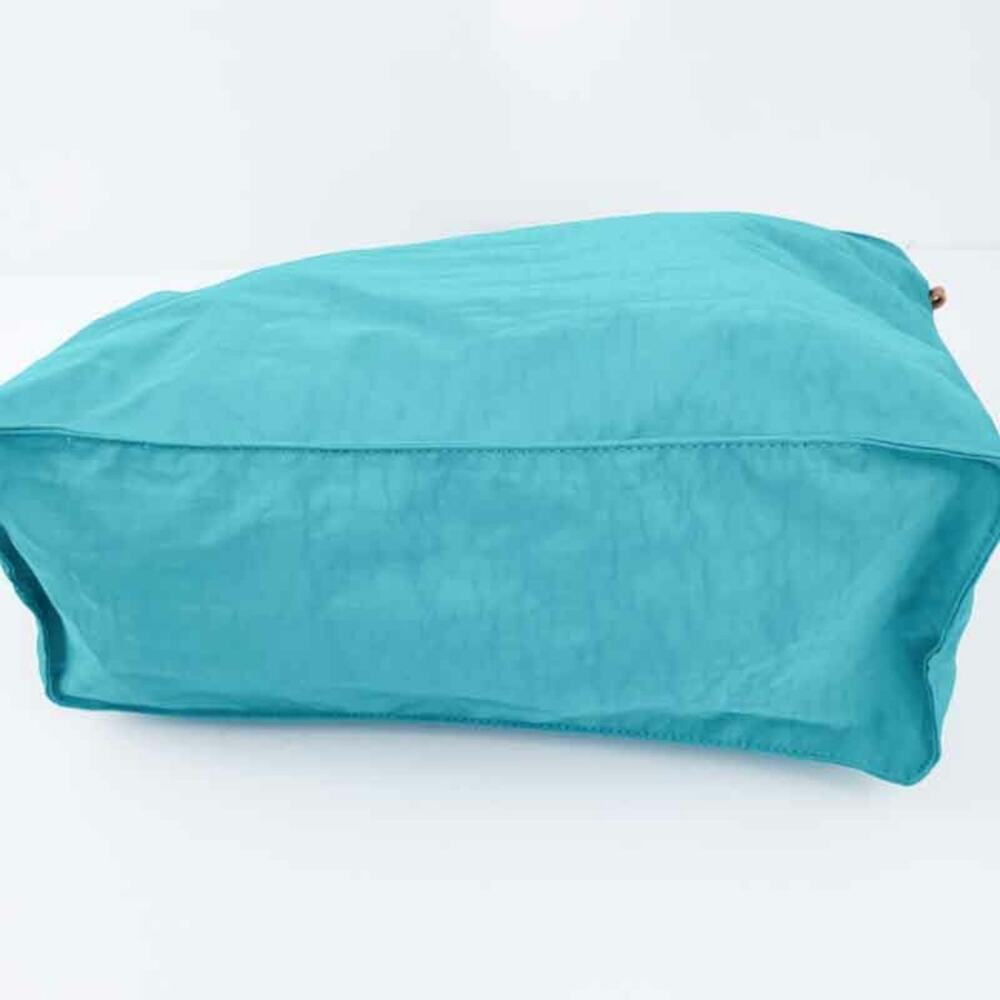 NEW Most Wanted USA Water-Resistant Nylon Tote Bag - Picture 4 of 7